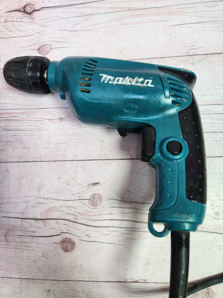 Дрель Makita 6413