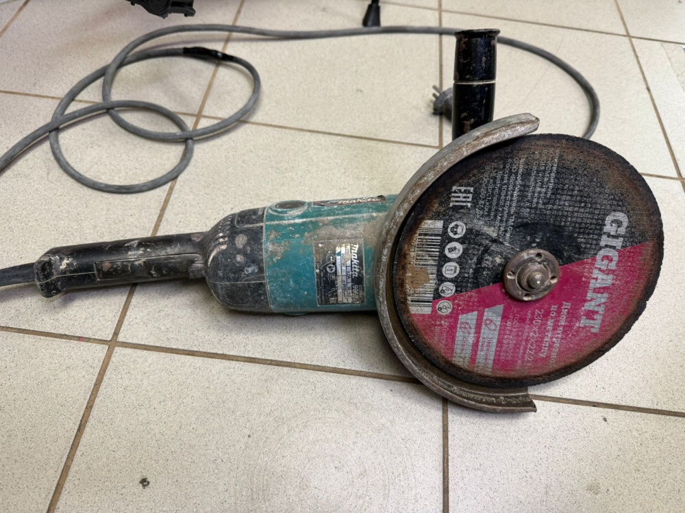 УШМ (Болгарка) MAKITA 90 69