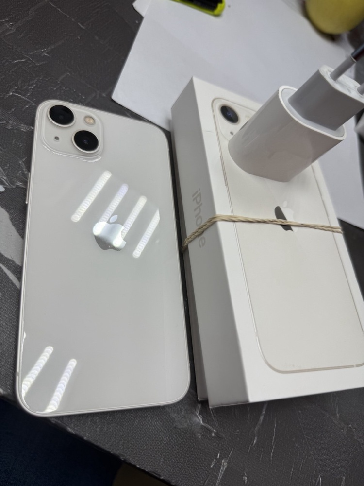 Смартфон iPhone 13 128 Gb