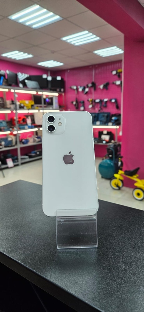 Смартфон iPhone 12 64 Gb