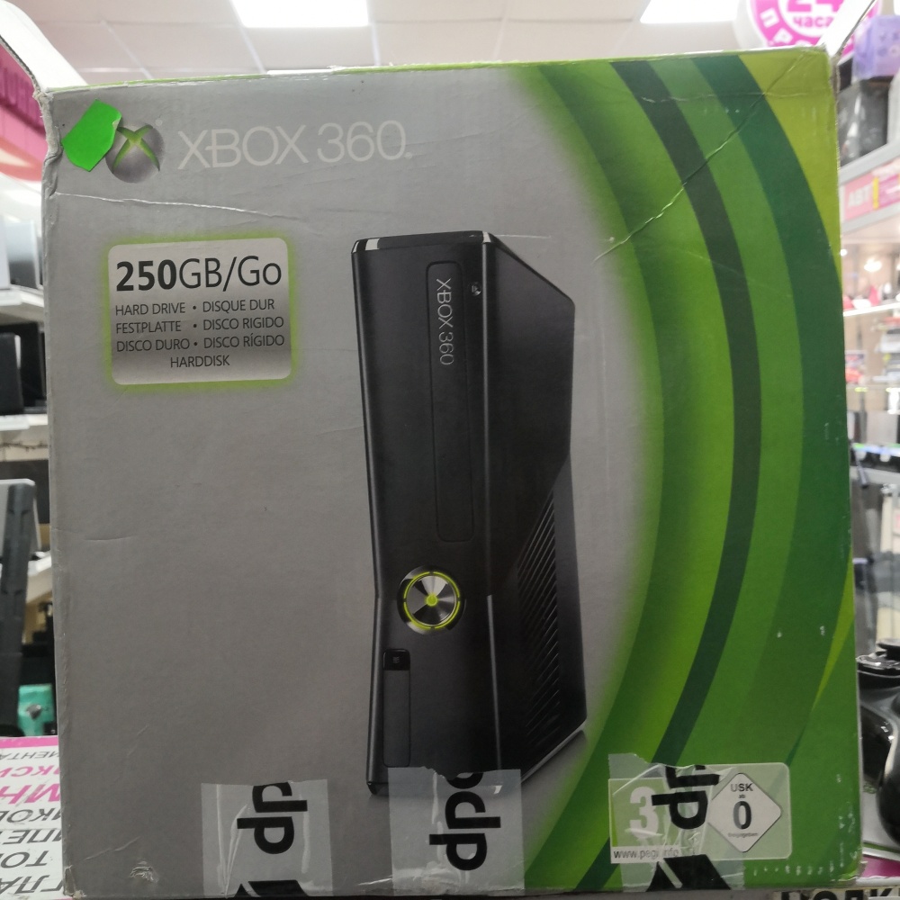 Игровая приставка XBOX 360