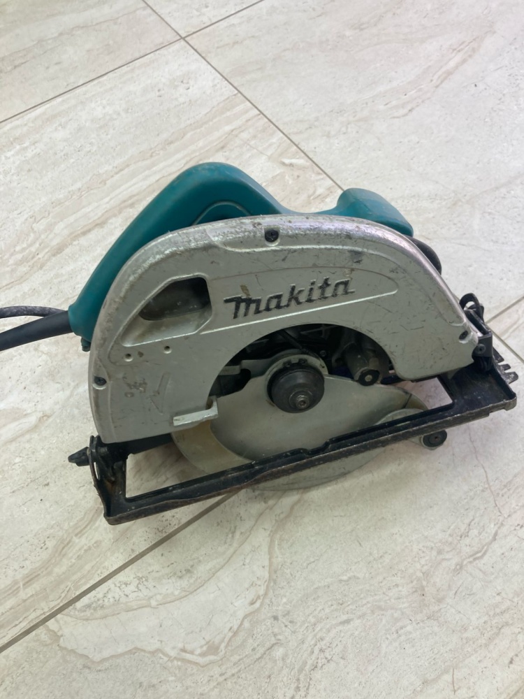 Циркулярная пила MAKITA 5704R