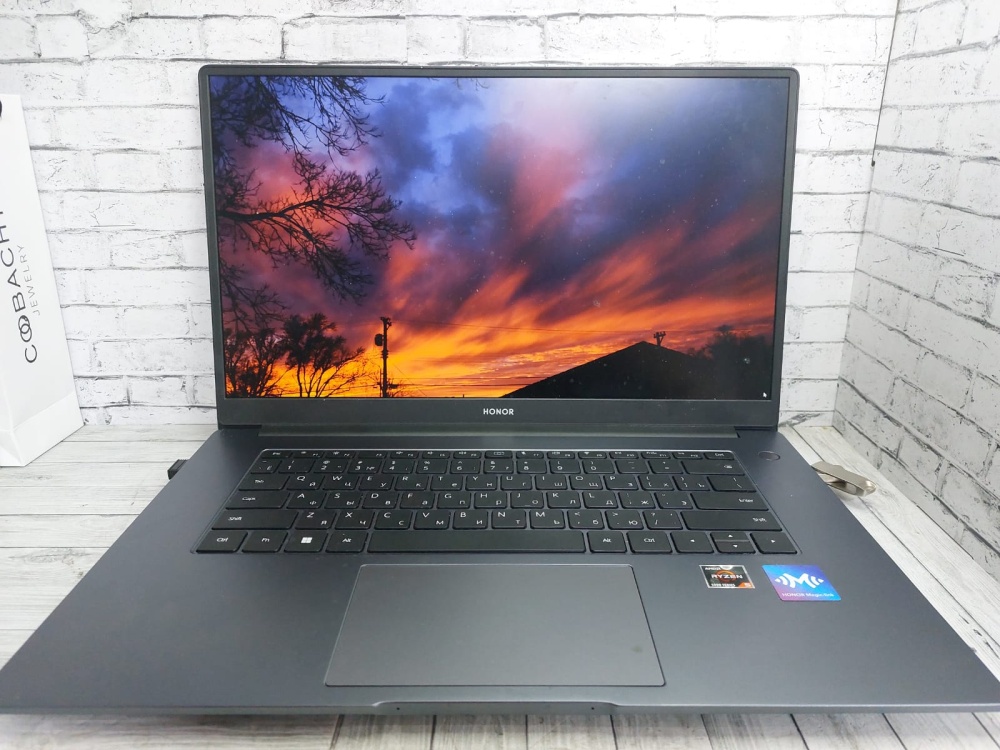 Ноутбук Honor MagicBook 15