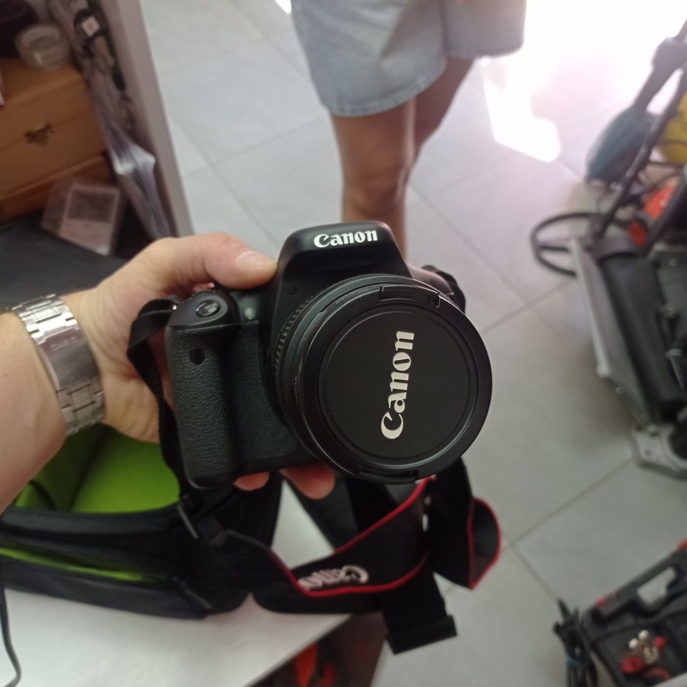 Фотоаппарат Canon EOS 600D