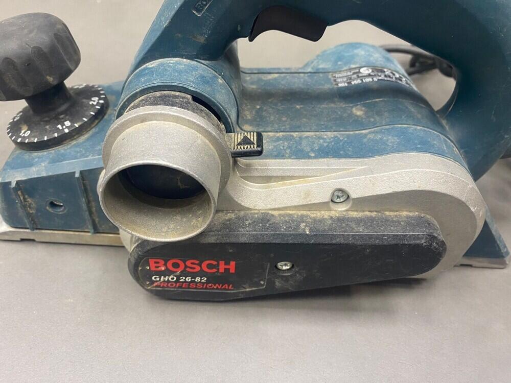 Рубанок Bosch GHO 26-82