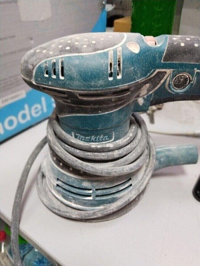 Шлифмашина Makita PCGF15