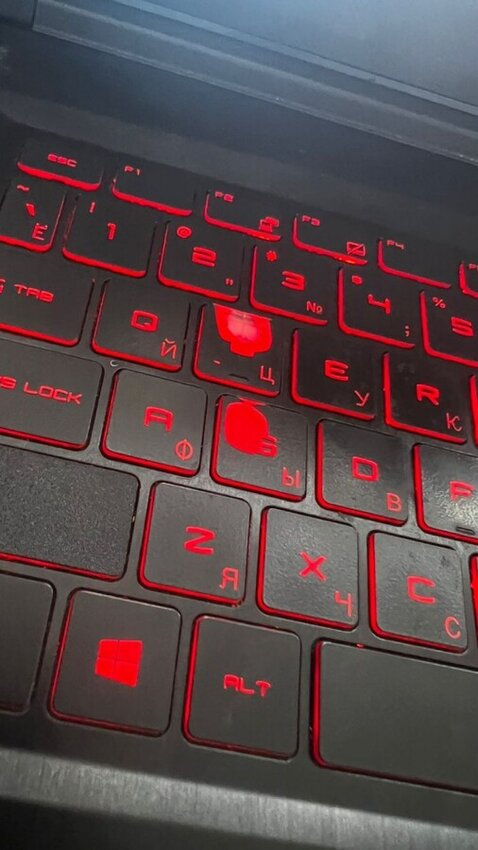 Планшет Apple iPad Air 9 64GB WI-FI