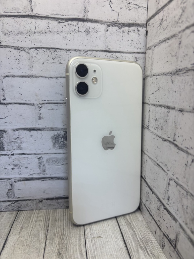 Смартфон iPhone 11 128 Gb