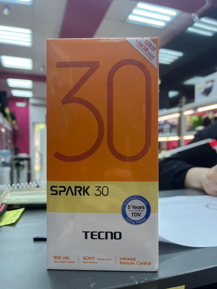 Мобильный телефон Tecno Spark 30 8/128