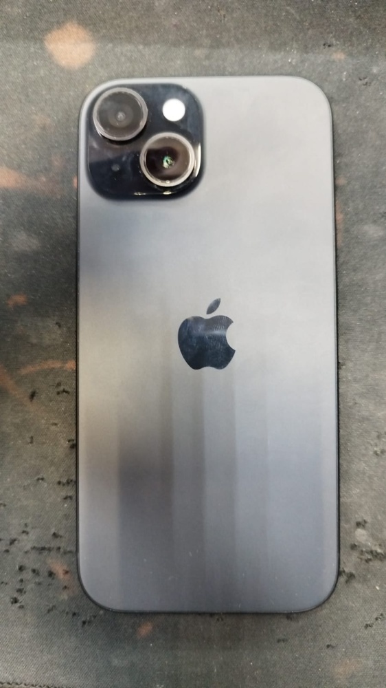 Смартфон iPhone 15 256