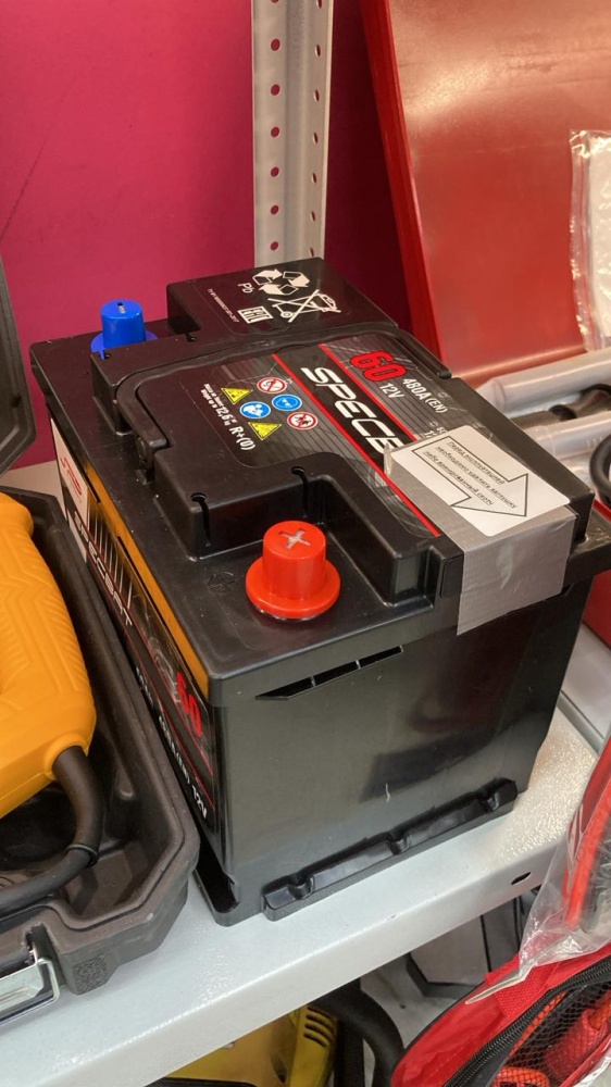 Автомобильный аккумулятор 60Aч 480а