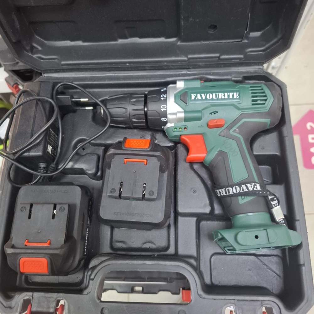 Шуруповерт FAVOURITE DC NEW 12 EL