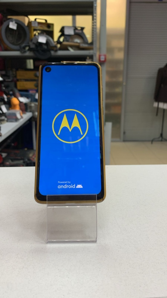 Мобильный телефон Motorola one action, 4/128 гб