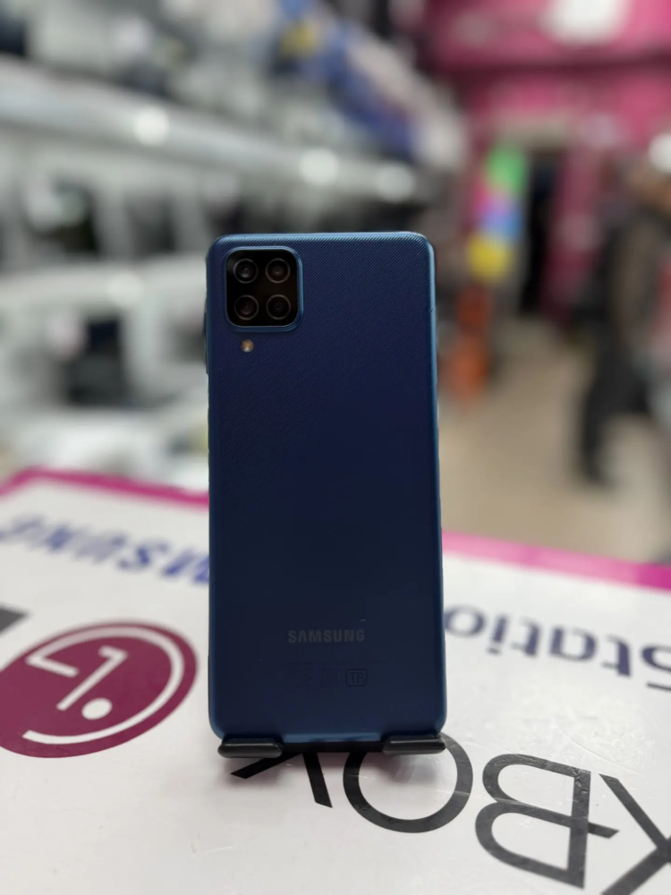 Смартфон Samsung A12 4-64gb