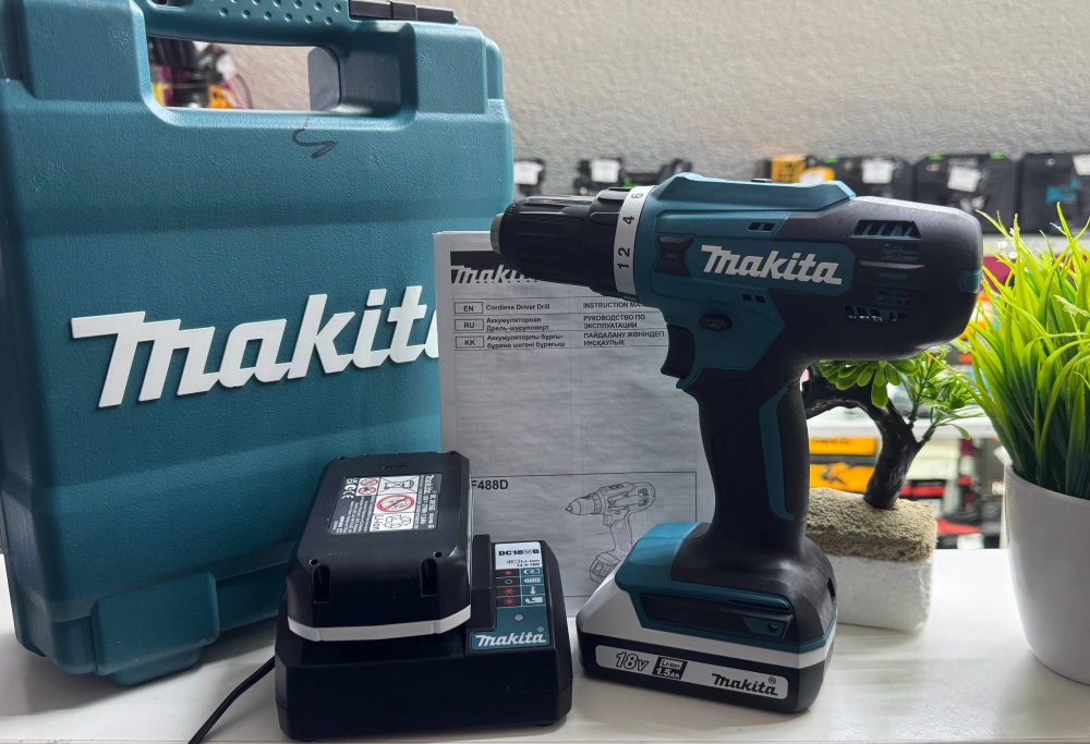 Шуруповерт makita df488d