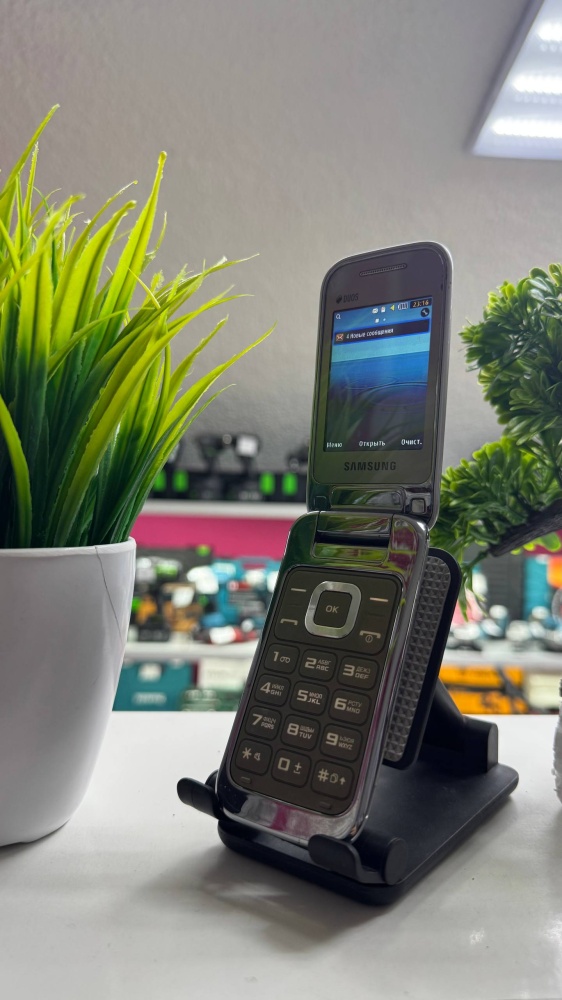 Смартфон Samsung GT-C3592