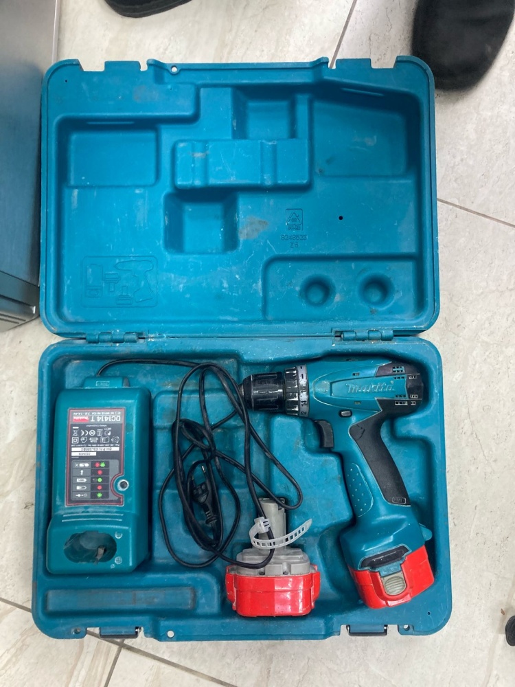 Шуруповерт MAKITA 6271D