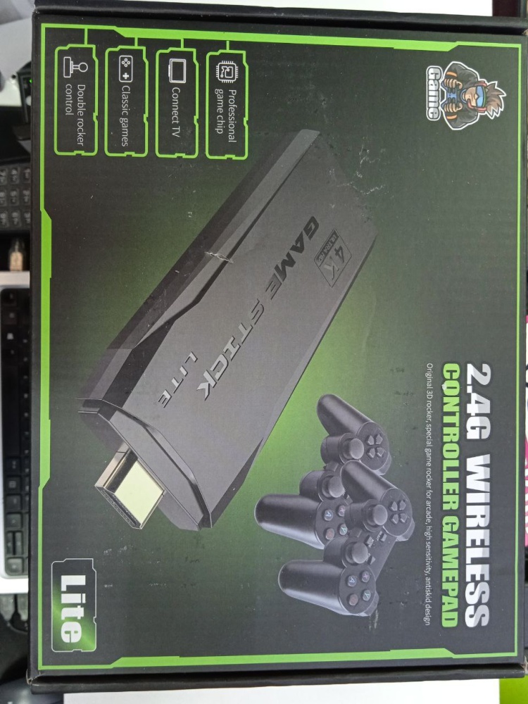 Игровая приставка Game Stick. 20000 игр детства.