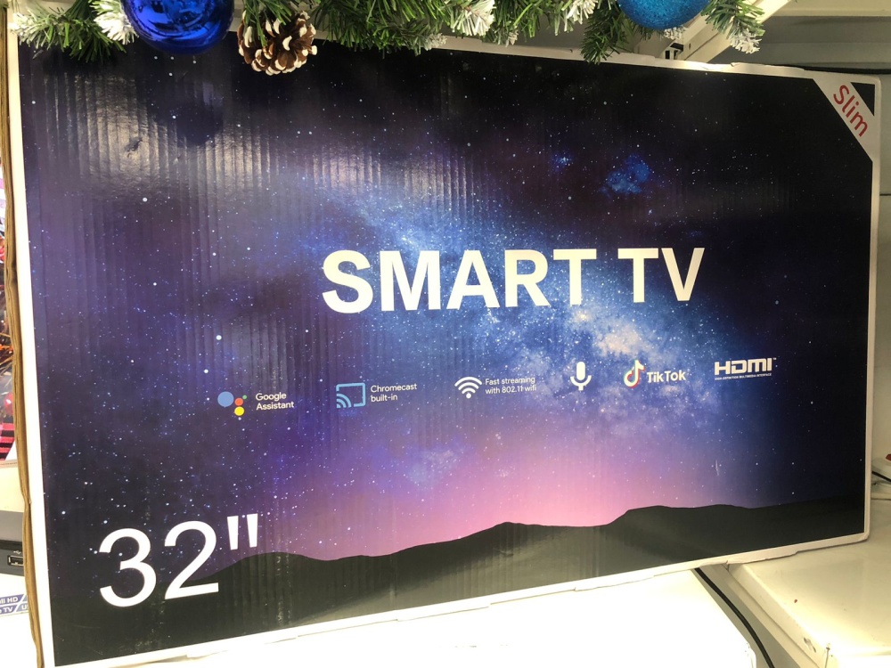 /Телевизор Smart 32*