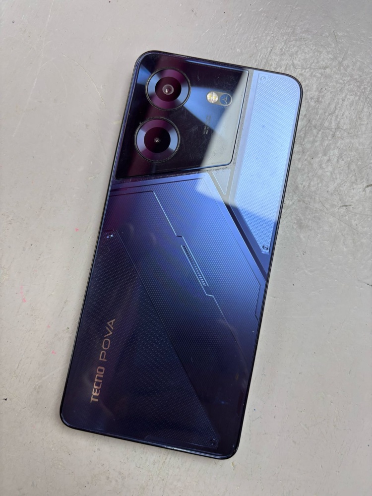 Мобильный телефон Tecno POVA 5 8/256