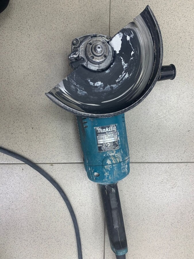 УШМ (Болгарка) Makita GA9020
