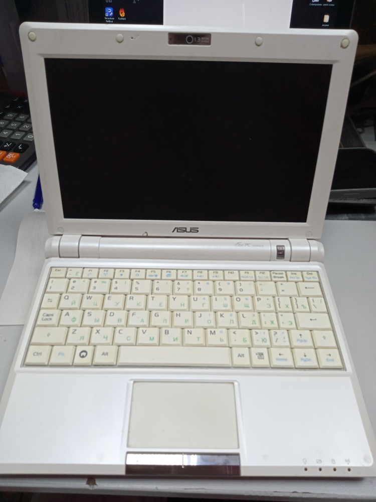 Ноутбук ASUS EE PC 900
