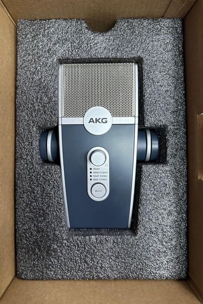 Микрофон AKG