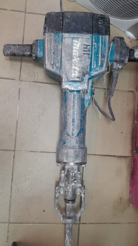 Отбойный молоток МАКИТА