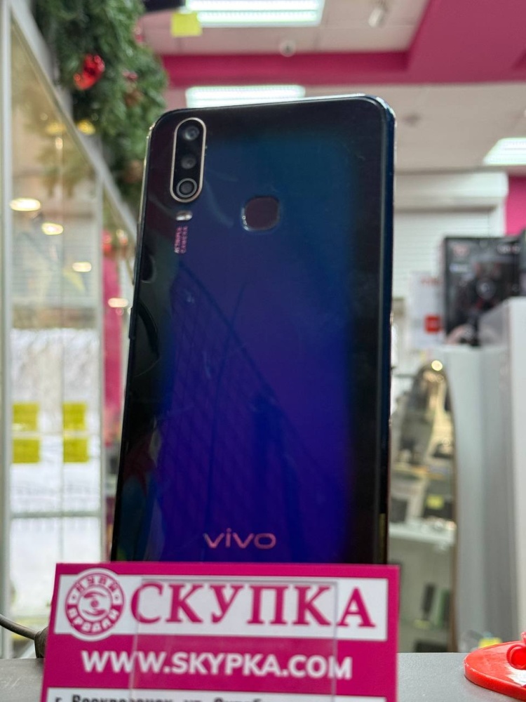 Смартфон Vivo Y17 8/256