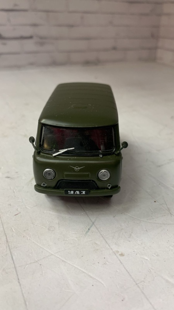 Игрушка машинка