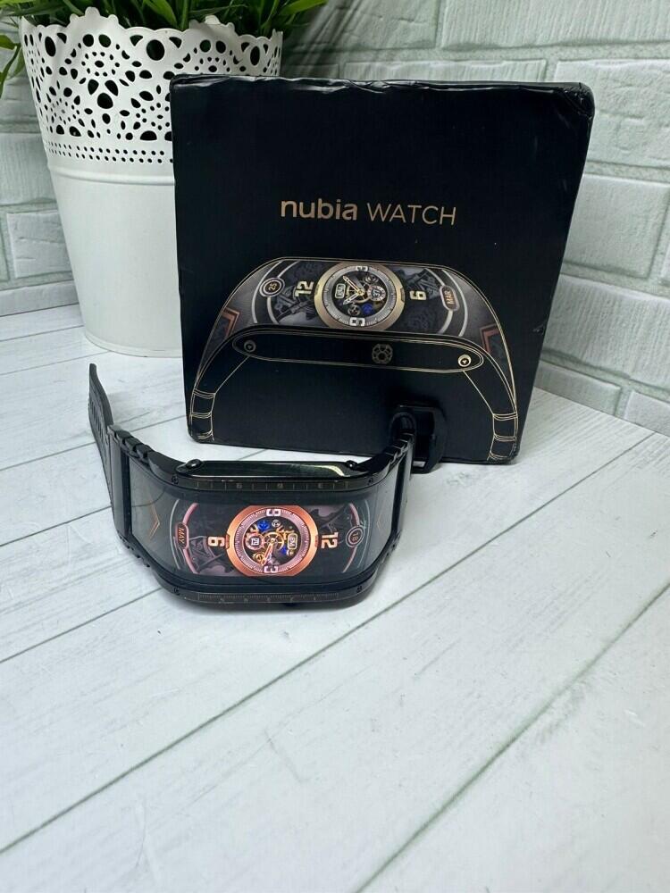 Часы  NUBIA WATCH