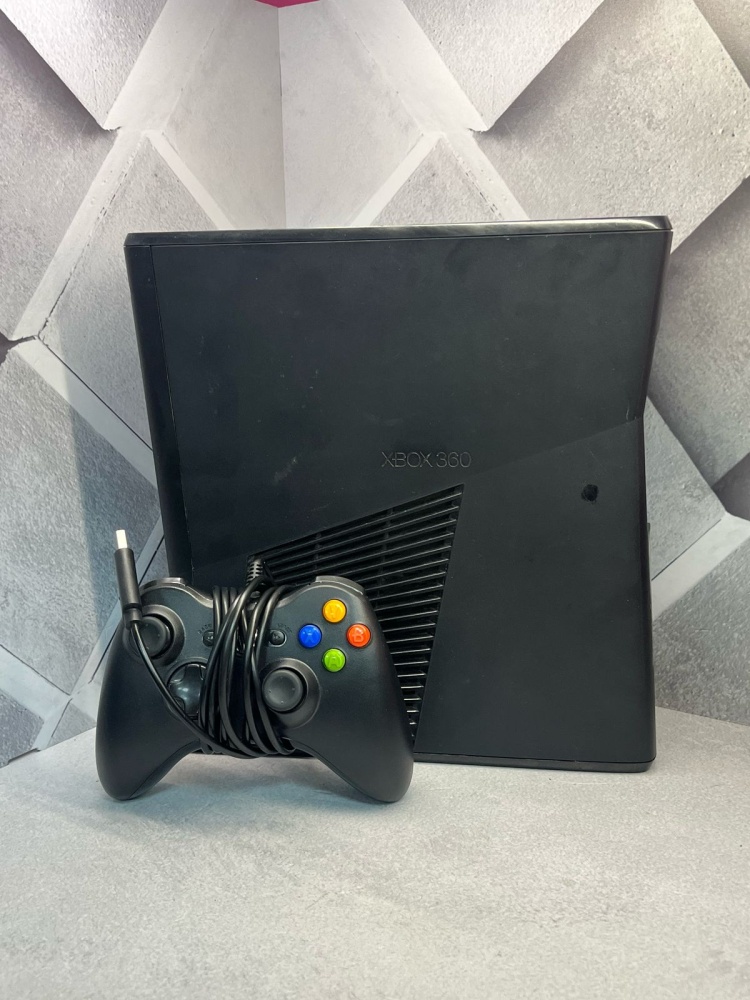 Игровая приставка XBOX 360 250GB