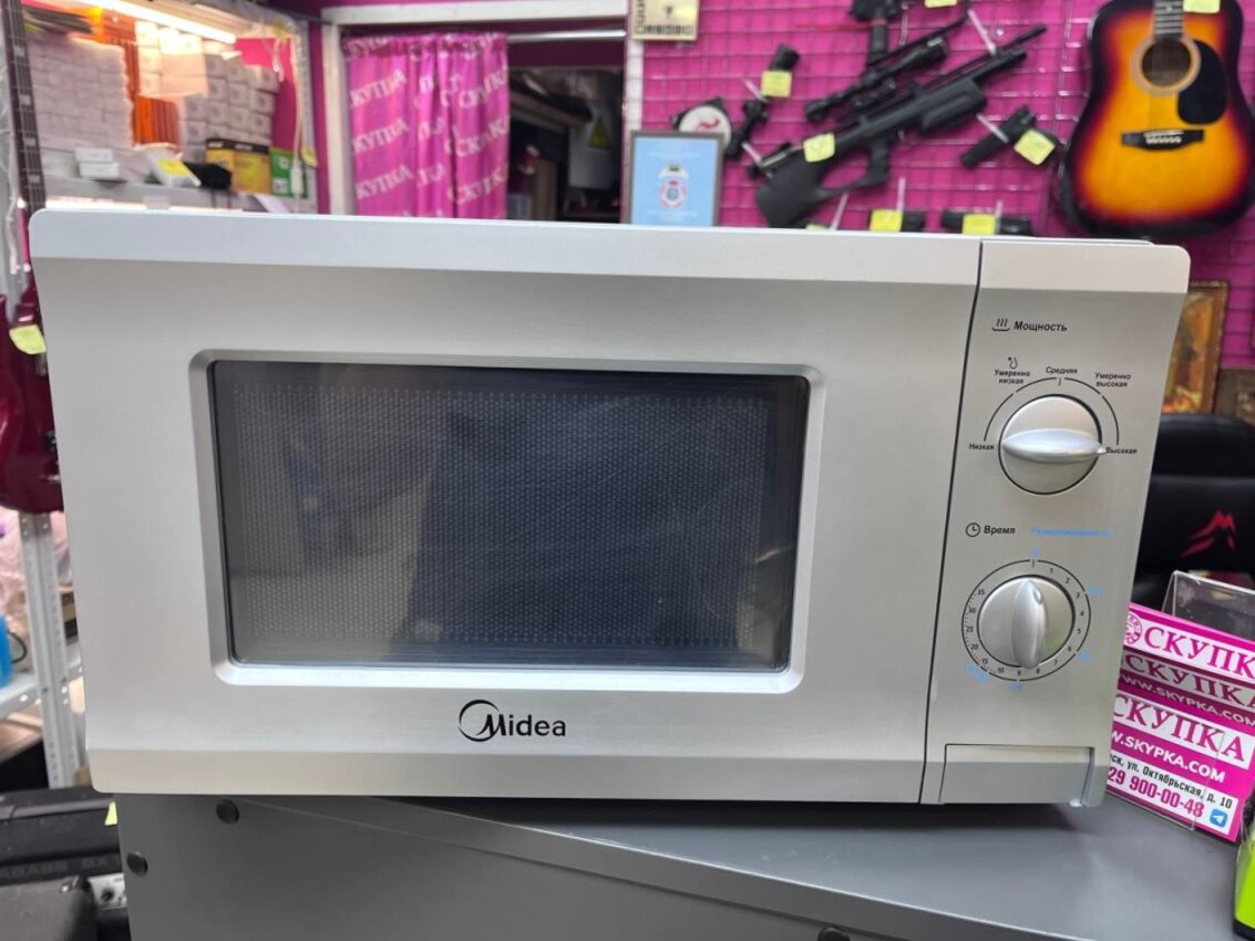 Микроволновая печь Midea mm720cpi-s