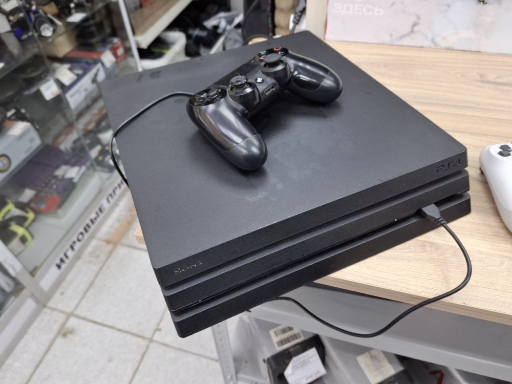 Игровая приставка Sony PlayStation 4 PRO