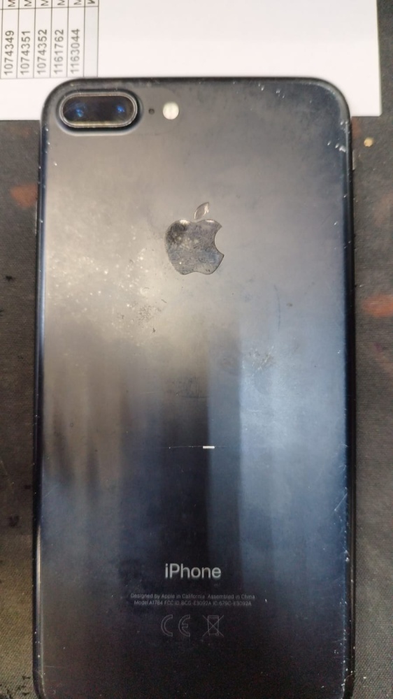 Смартфон iPhone 7+ 128Gb