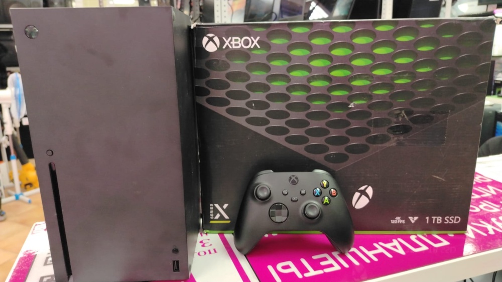 Игровая приставка XBOX Series X /1TB