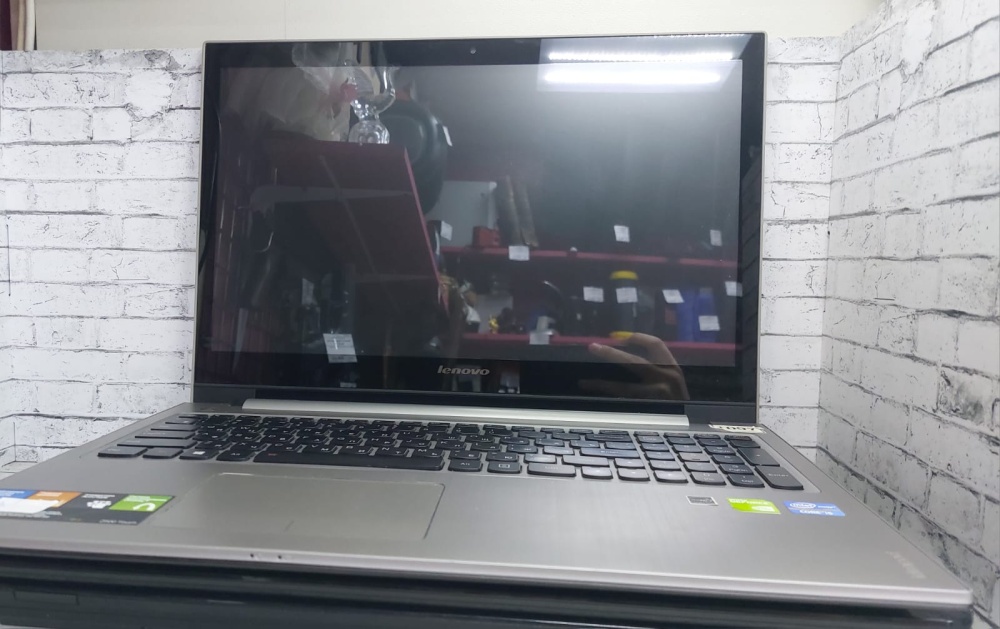 Ноутбук Lenovo