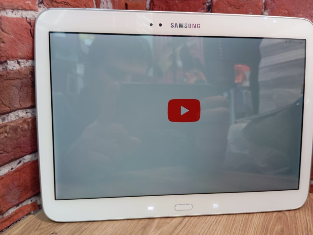 Планшет Samsung