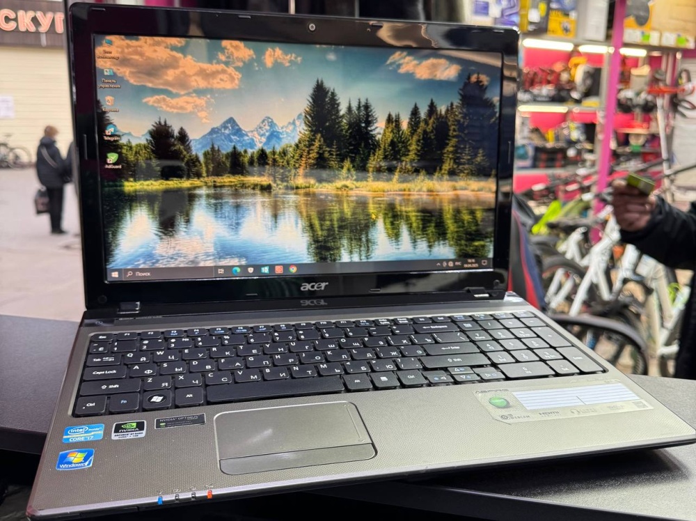 Ноутбук Acer i7(2Gen)/8/240Gb SSD/GT 540 1Gb