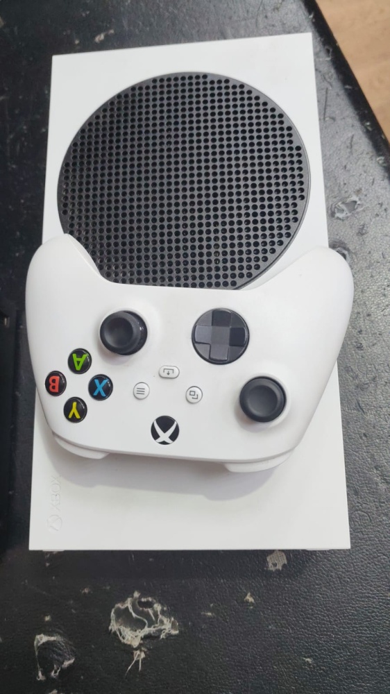 Игровая приставка XBOX Series S 512гб