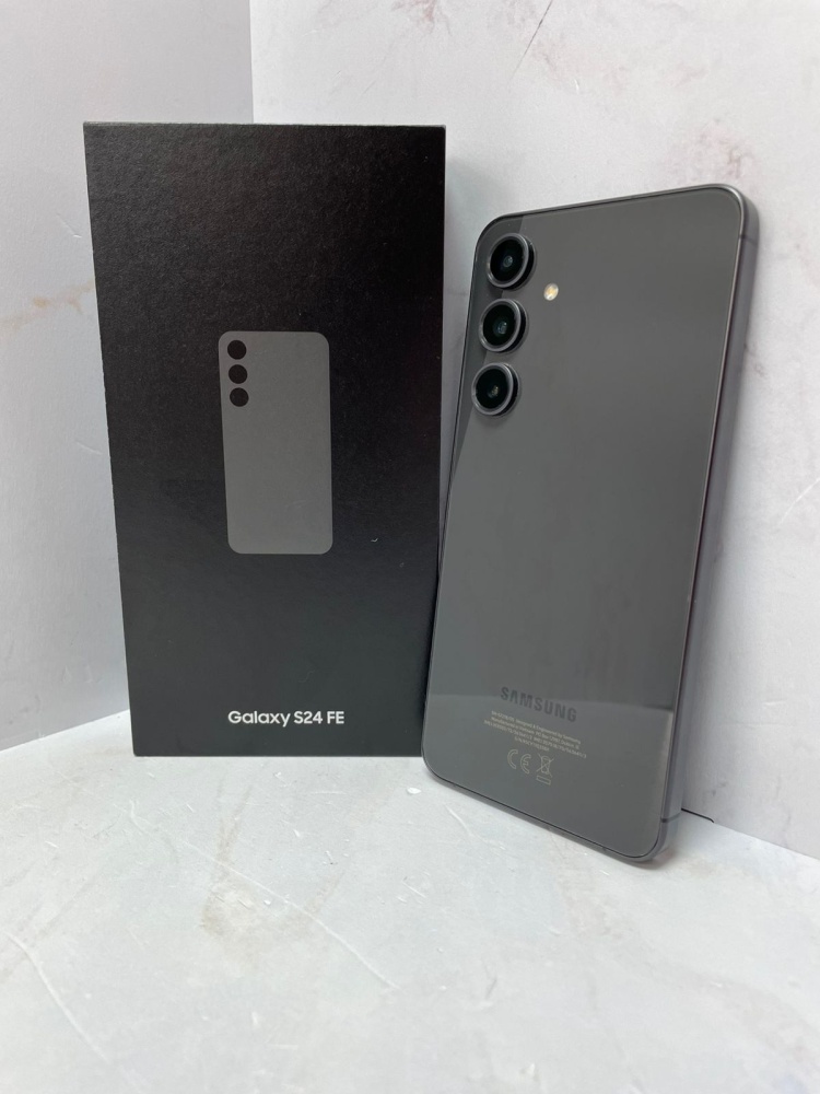 Смартфон Samsung S24 FE 8/256
