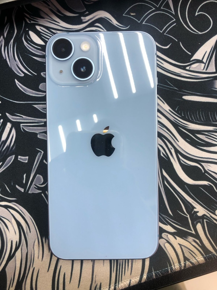 Смартфон iPhone 14 256gb