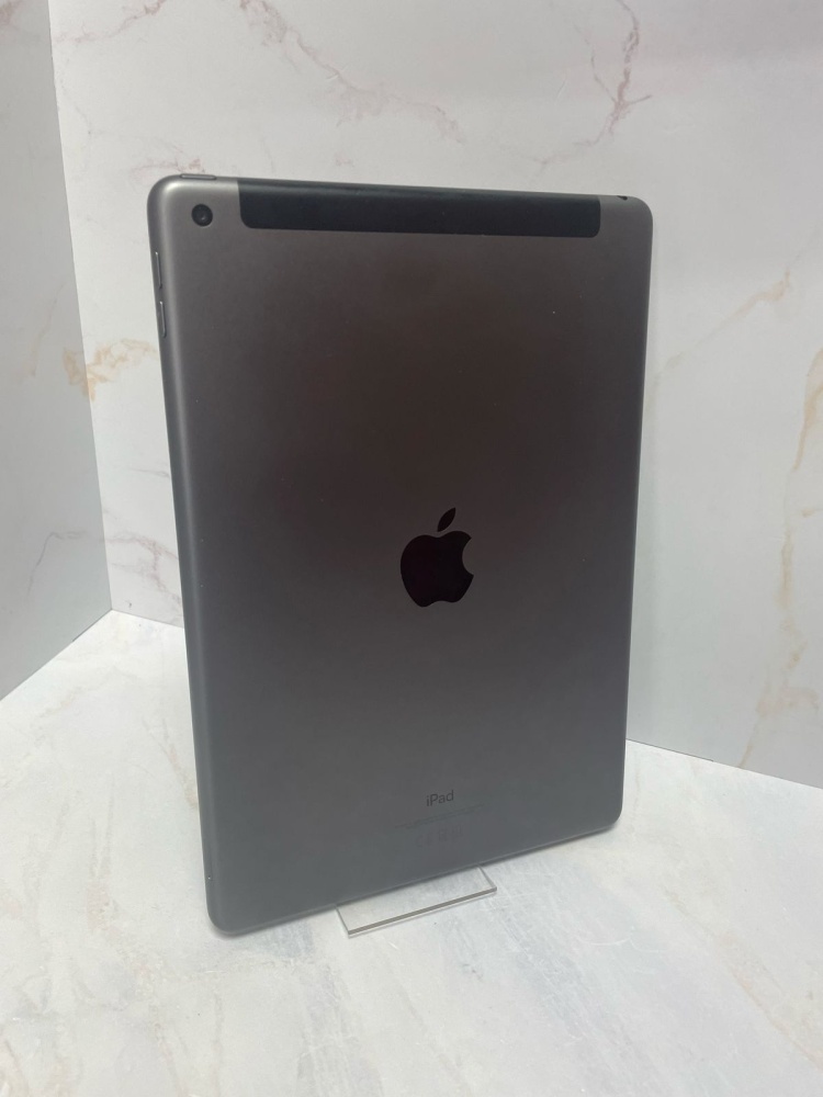 Планшет Apple iPad Air 9 поколения A2604 256