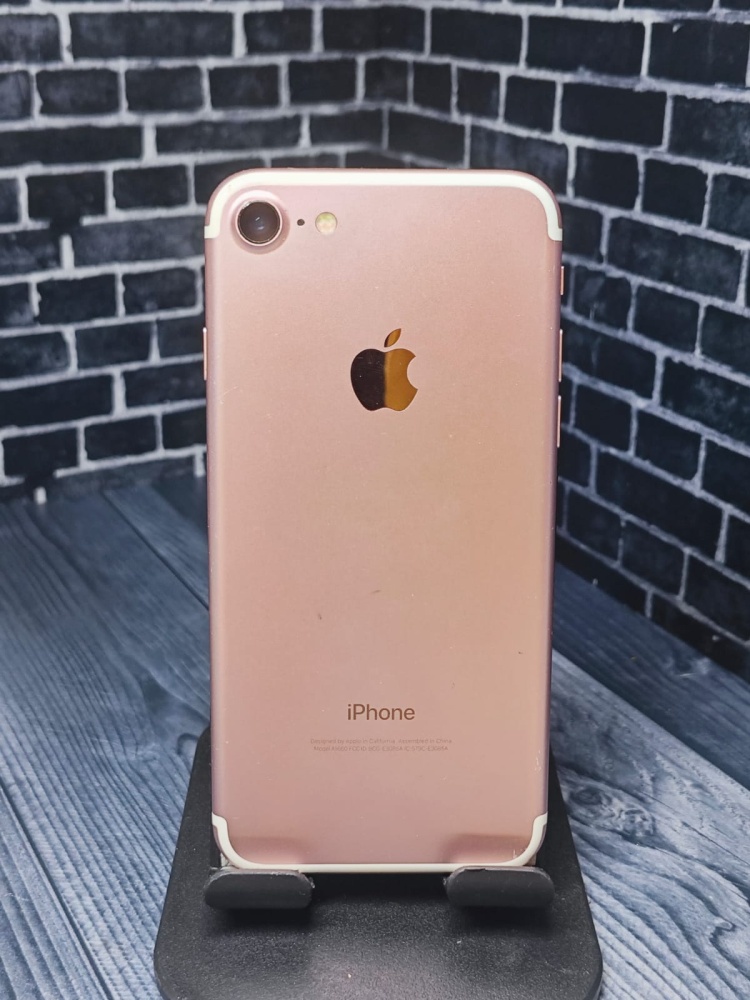 Смартфон iPhone 7 128Gb