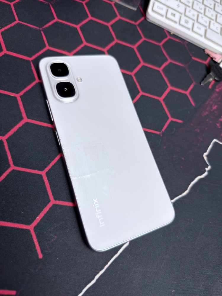 Смартфон Infinix Smart 10 3/64 ГБ