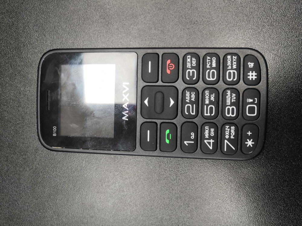 Мобильный телефон Maxvi B100