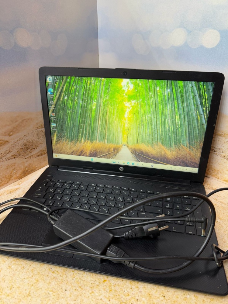 Ноутбук HP 15-db1009ur