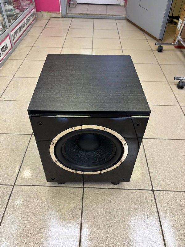 Сабвуфер Активный  Wharfedale SW10