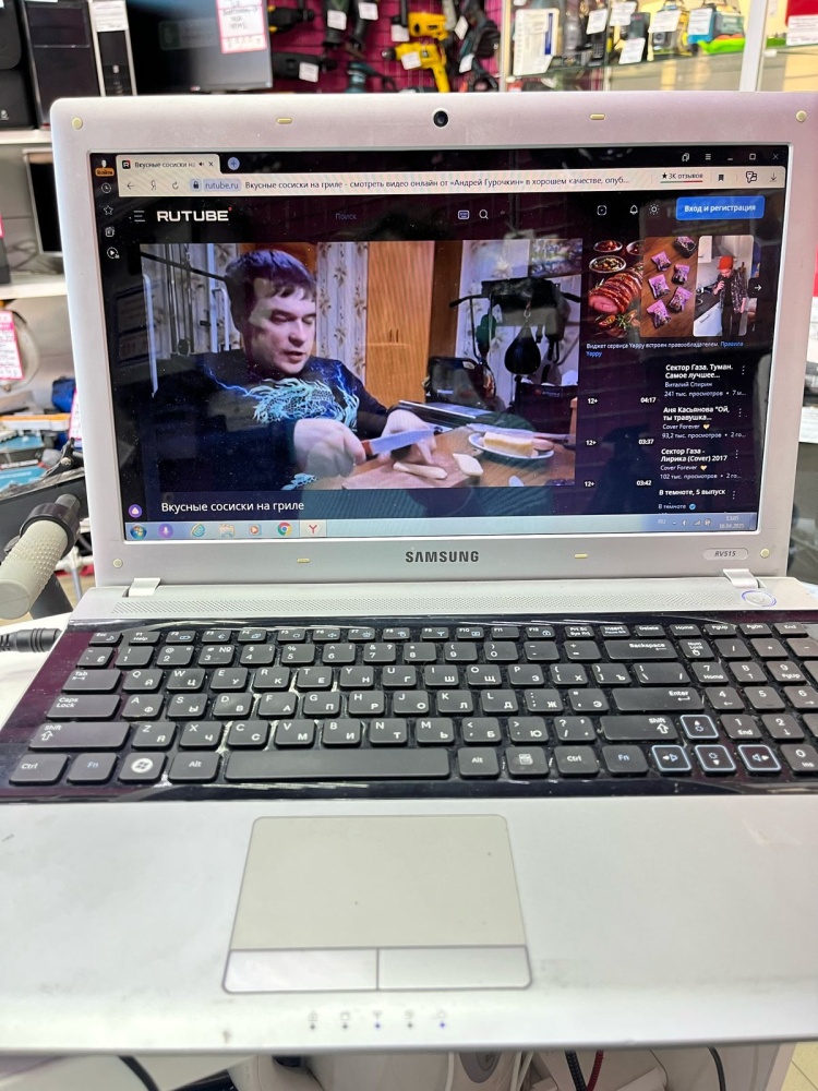 Ноутбук Samsung NP-RV515