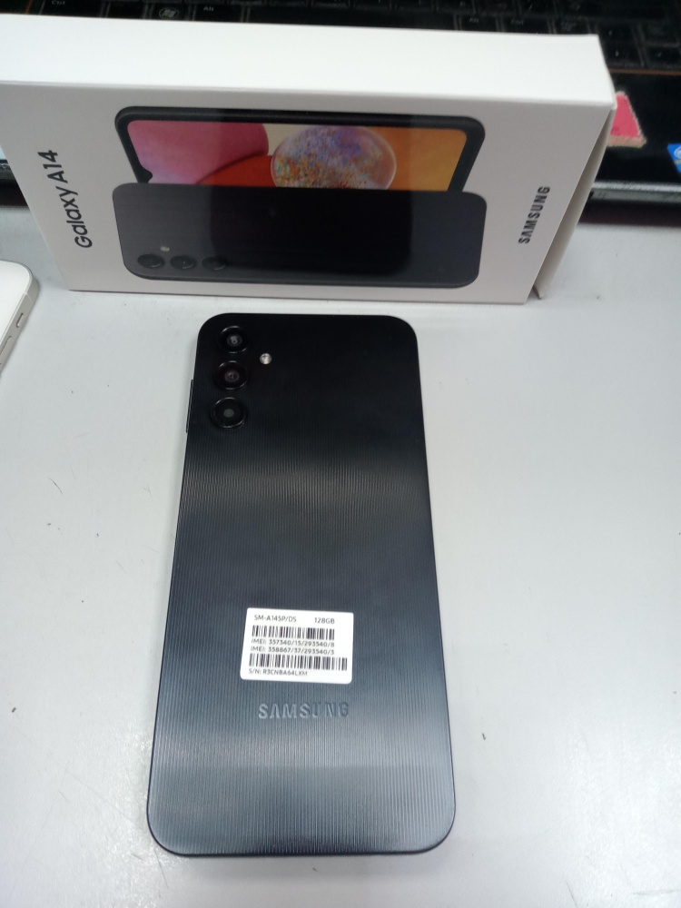 Смартфон Samsung A14